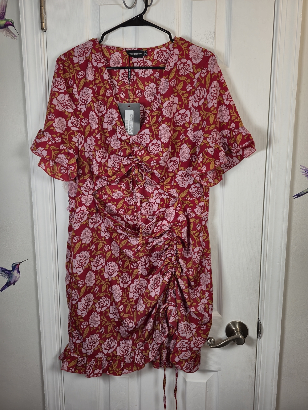 PrettyLittleThing Floral Cutout V-Neck Ruched Mini Dress Burgundy Pink Size 14 - Picture 2 of 6